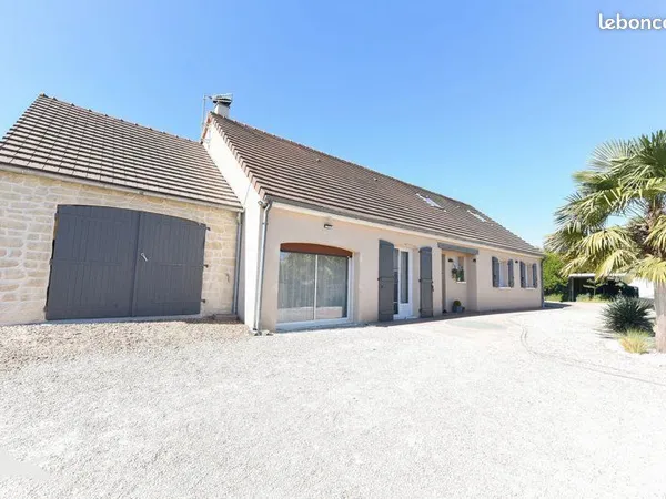 Pavillon 7 pièces 130 m²
