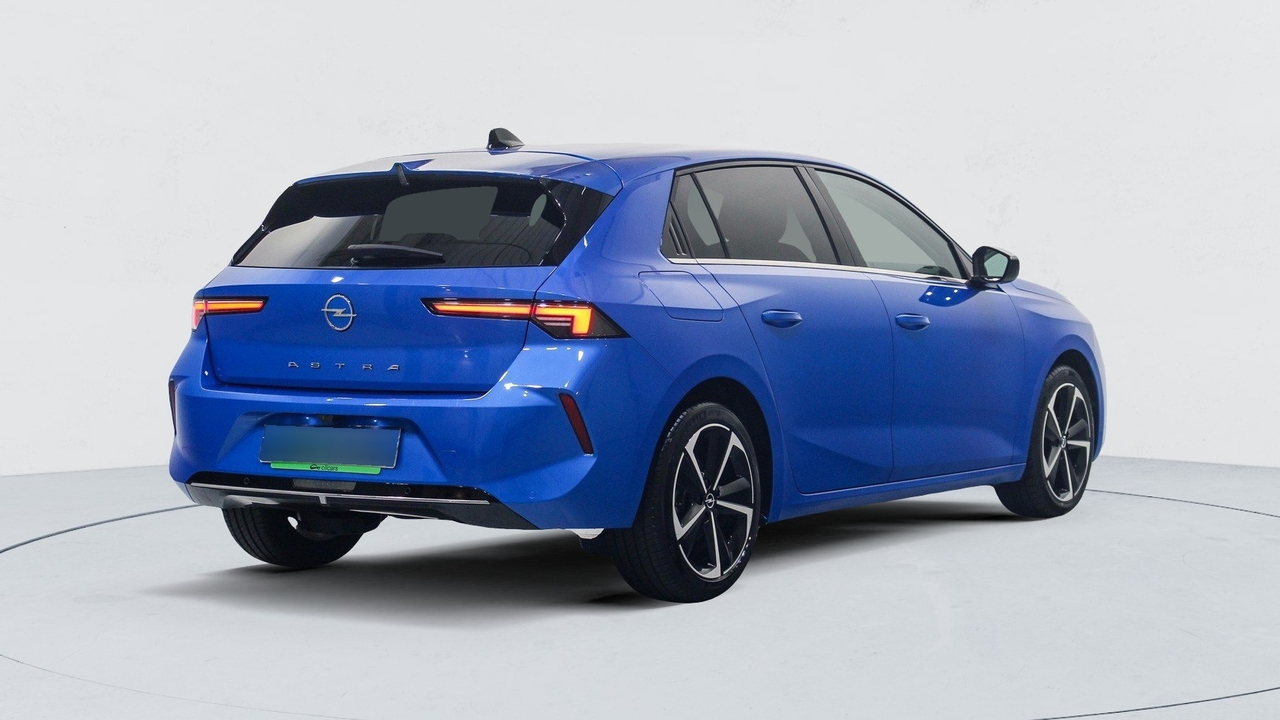 Opel Astra — photo 5