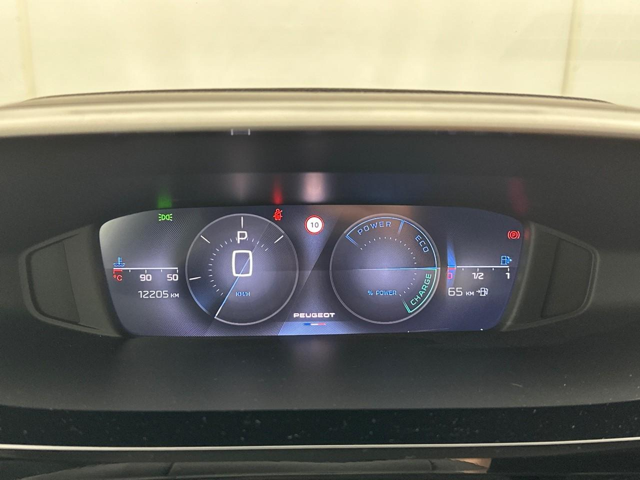 Peugeot 308 hybrid 145 e-dcs6 allure — photo 21