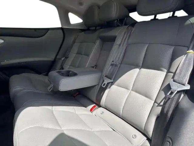 Mg Im5 ev 751ch - 100kwh 4wd — photo 8