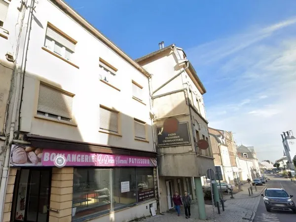 Local commercial 150 m²