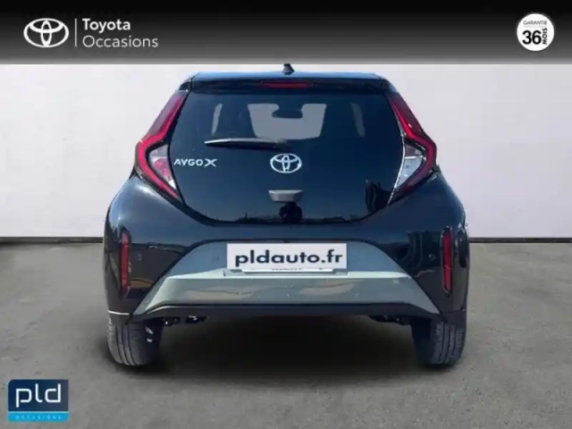 Toyota Aygo x 1.0 vvt-i 72ch design s-cvt my23 — photo 7