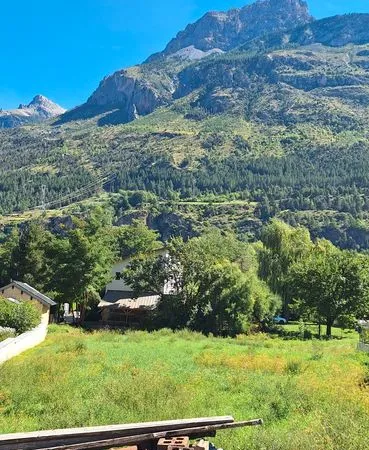 Terrain à bâtir