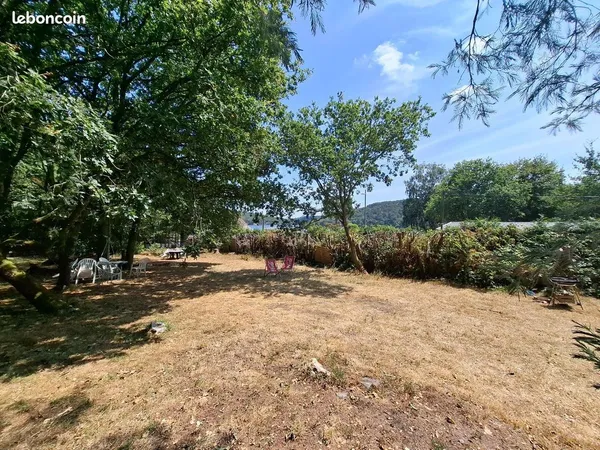 Terrain 2081 m² Caurel