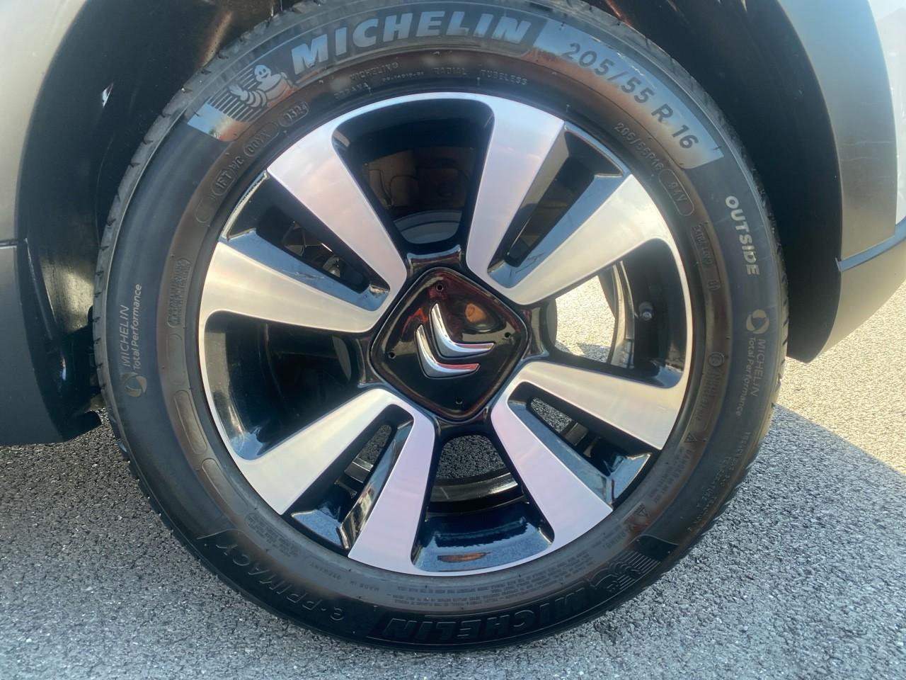 Citroën C3 1.2 puretech 83ch s&s max — photo 11