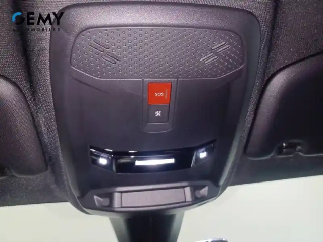 Peugeot 208 puretech 130 s&amp;s eat8 — photo 15