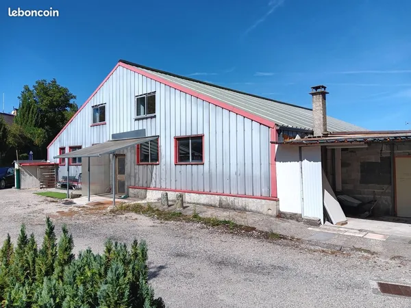 Local industriel 430 m2