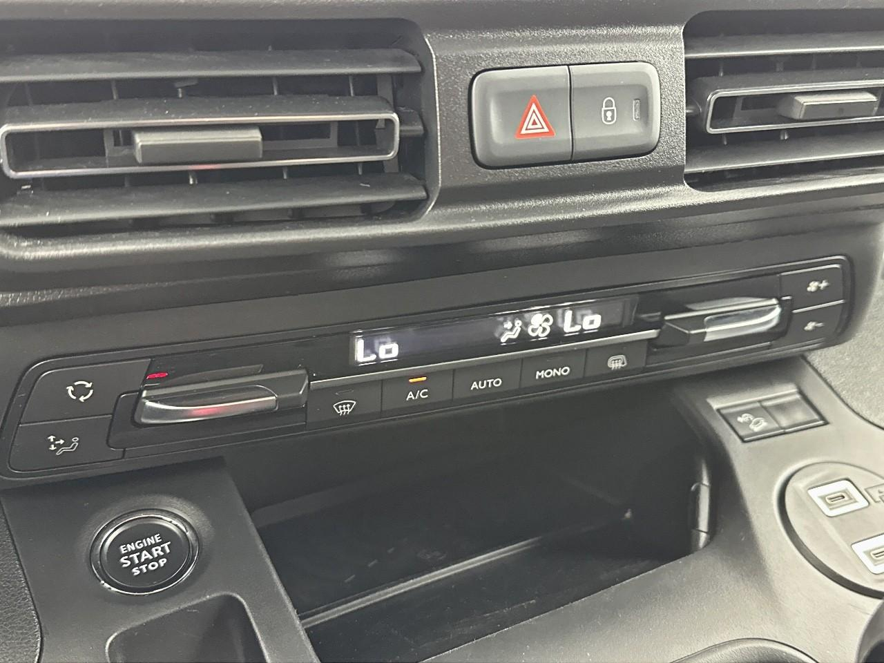 Citroën Berlingo van taille xl 950kg bluehdi 100 s&s bvm6 — photo 23