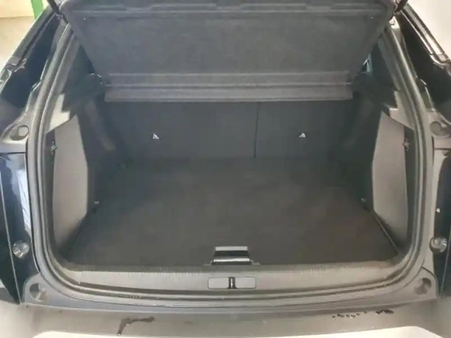 Peugeot 2008 e- 136ch style — photo 6