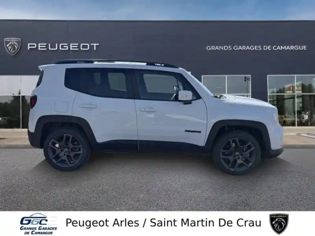 Jeep Renegade 1.3 turbo t4 240 ch phev at6 4xe eawd — photo 4