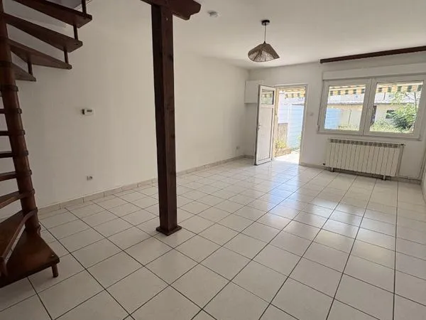 Maison 2 pièces 53 m²