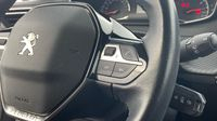 Peugeot 208 Style PureTech 100 S S BVM6 — photo 19