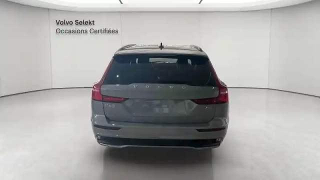 Volvo V60 micro hybride essence b4 197 ch dct7 — photo 4