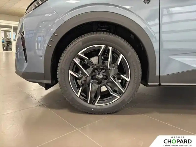 Peugeot 5008 hybrid 145 e-dcs6 — photo 4