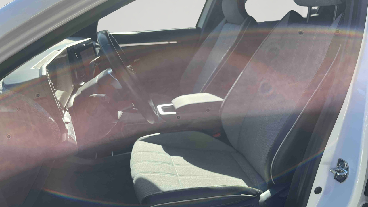 Renault Megane E-Tech EV60 220 ch optimum charge — photo 11