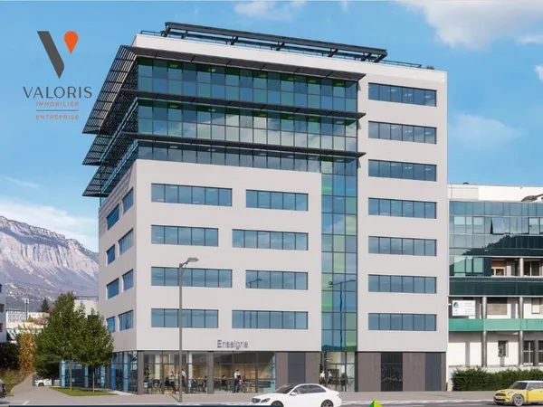 Local professionnel 425 m²