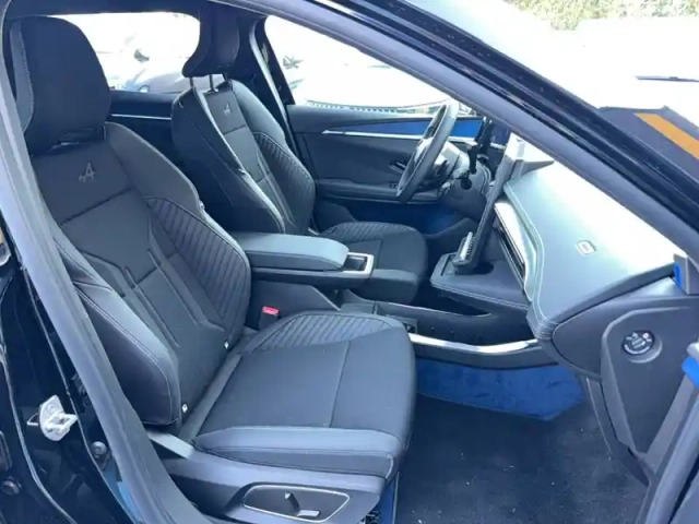 Renault Scenic e-tech électrique 220 ch grande autonomie — photo 17