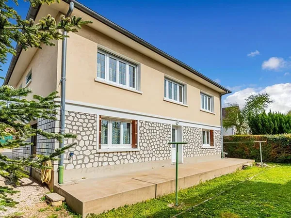 Maison 6 pièces 140 m²
