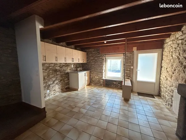 Loue maison centre bourg de priziac 56320