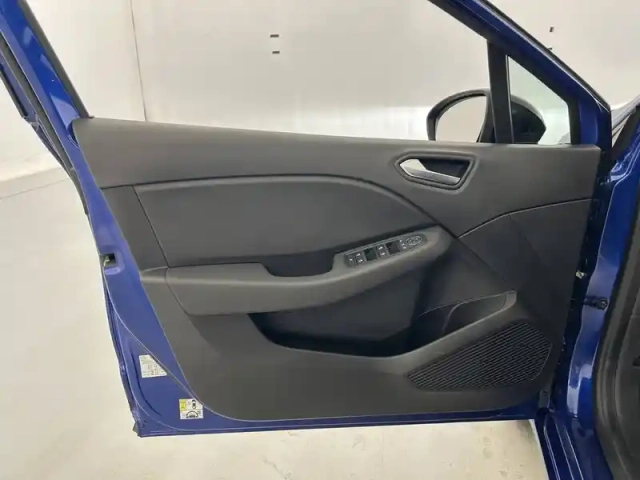 Renault Clio tce 90 — photo 29