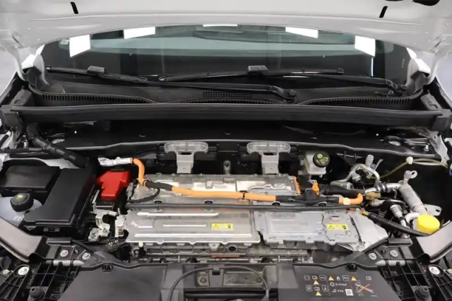 Renault Megane e-tech ev60 220 ch optimum charge — photo 55