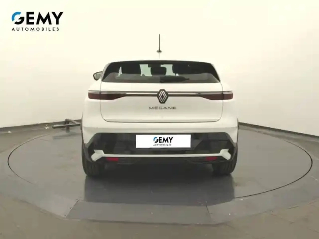 Renault Megane e-tech ev60 220 ch super charge — photo 20