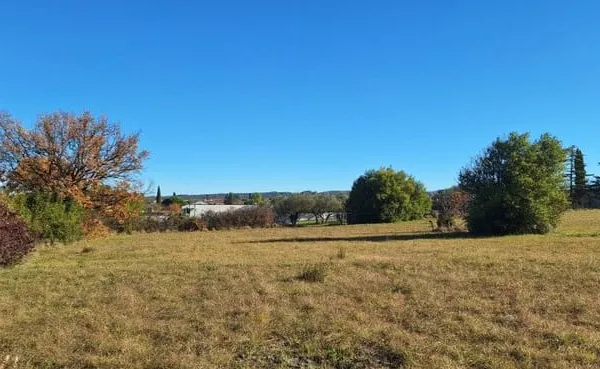 Terrain 365 m²