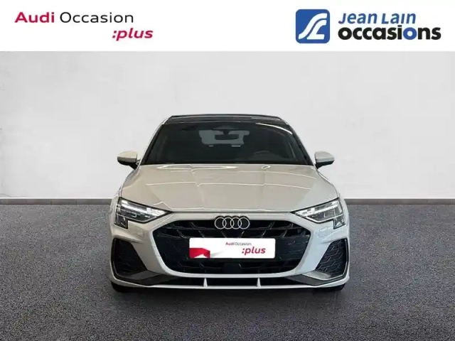 Audi A3 sportback tfsi mild hybrid 150 s tronic 7 — photo 2