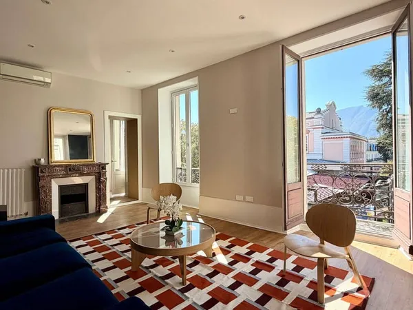 Appartement 5 pièces 130 m²