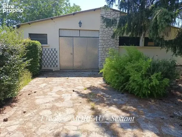 Maison aux beaux volumes proche du centre ville