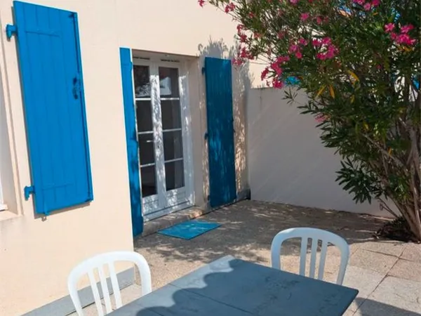 Maison meublée avec terrasse, parking et piscine - Châtelaillon-Plage - 700 charges comprises - De p