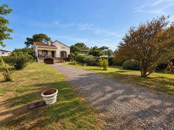 Maison 7 pièces 170 m²