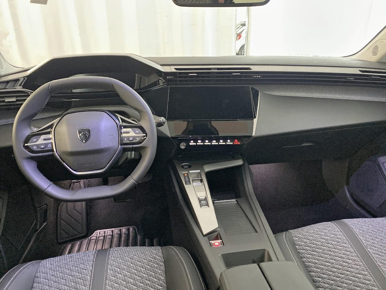 Peugeot 308 hybrid 145 e-dcs6 allure — photo 8