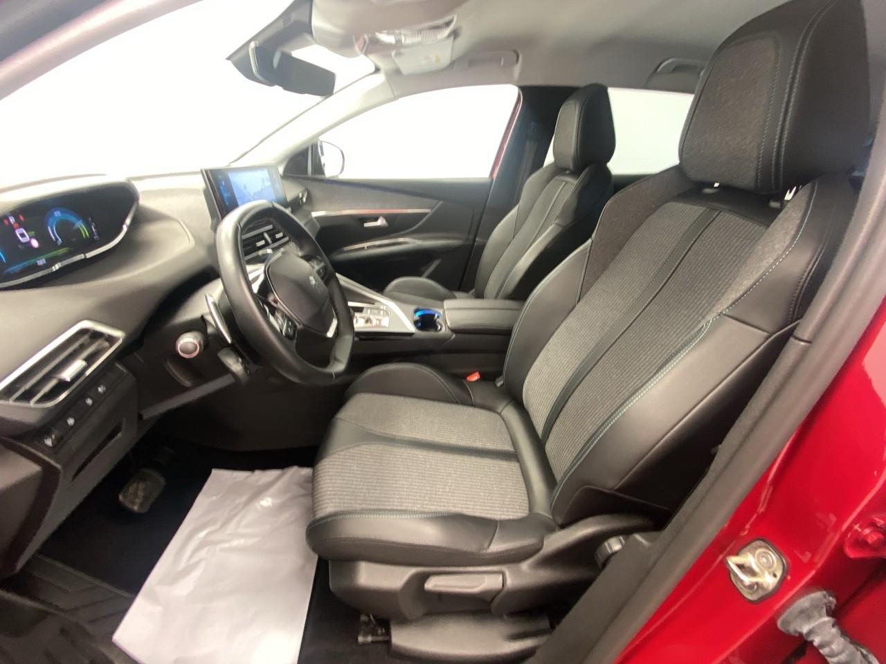 Peugeot 3008 hybrid 225 e-eat8 allure pack — photo 9