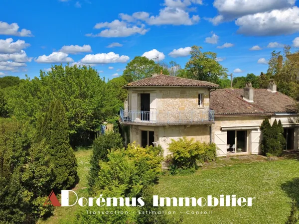 PROCHE DU VILLAGE & PLAGE DU RAYOL: VILLA AVEC PISCINE ET VUE ME