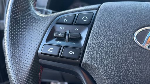Hyundai Tucson 1.6 CRDi 136 Mild Hybrid DCT7 - N Line – 2020 – 105980 km – Diesel – Boîte Automatique — photo 9