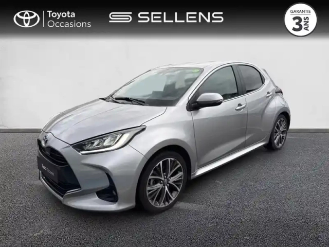 Toyota Yaris 116h iconic 5p my22
