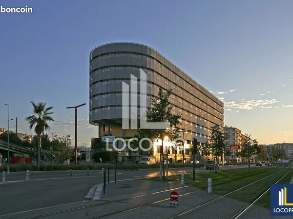 Bureaux 247 m²