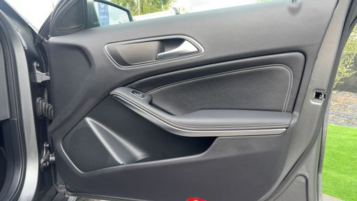 Mercedes Classe GLA 180 122 7G-DCT - Sensation – 2019 – 25317 km – Essence – Boîte Automatique — photo 25