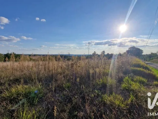 Terrain 9990 m²