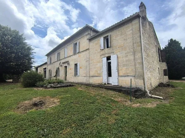Maison 6 pièces 185 m²