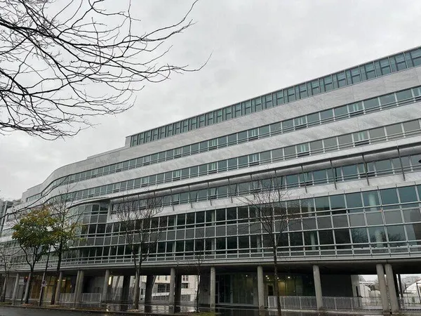 Bureaux 7539 m²