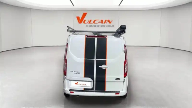 Ford Transit custom fourgon 290 l1h1 2.0 ecoblue 185 bva — photo 4
