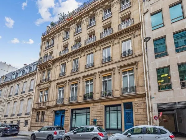 Bureaux 198 m²