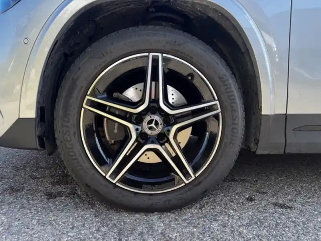 Mercedes Gla 250 e hybrid eq amg line — photo 11