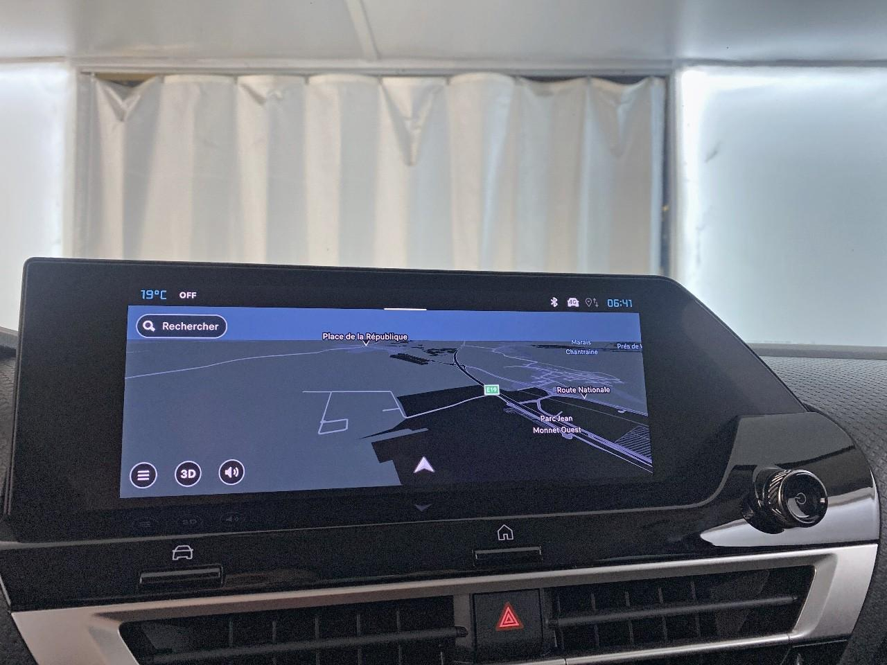 Citroën C4 hybride 145 ch e-dcs6 max — photo 14
