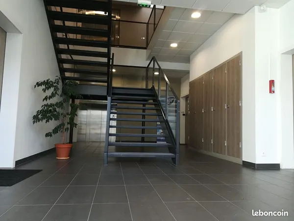 Bureaux 17 m² GUIPAVAS
