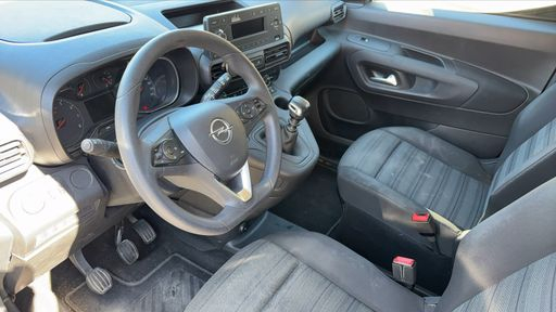 Opel Combo Life 1.2 Turbo 110 - Enjoy – 2019 – 80478 km – Essence – Boîte Manuelle — photo 17