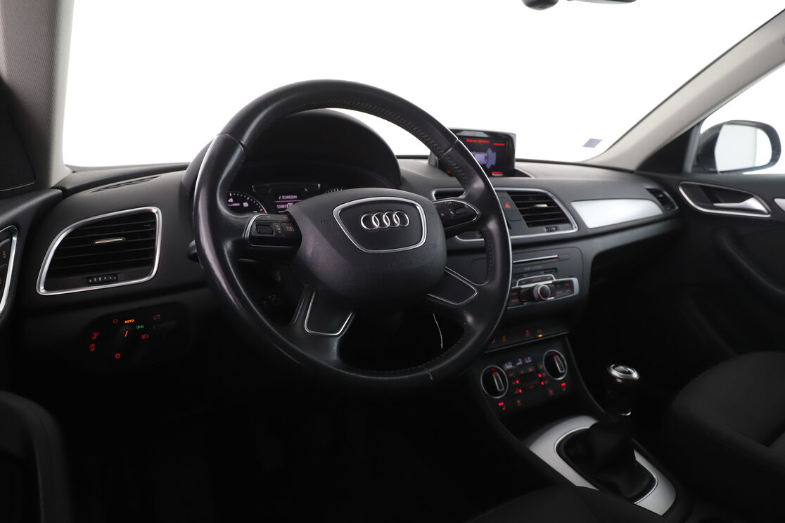 Audi Q3 1.4 TFSI COD Ultra — photo 10
