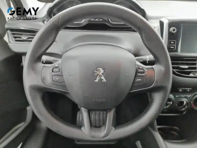 Peugeot 208 affaire bluehdi 100 s&amp;s bvm5 — photo 12